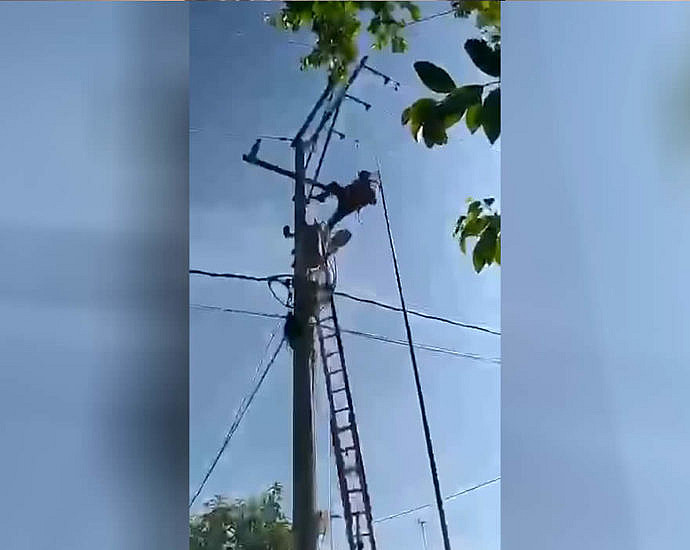Worker electrocuted
