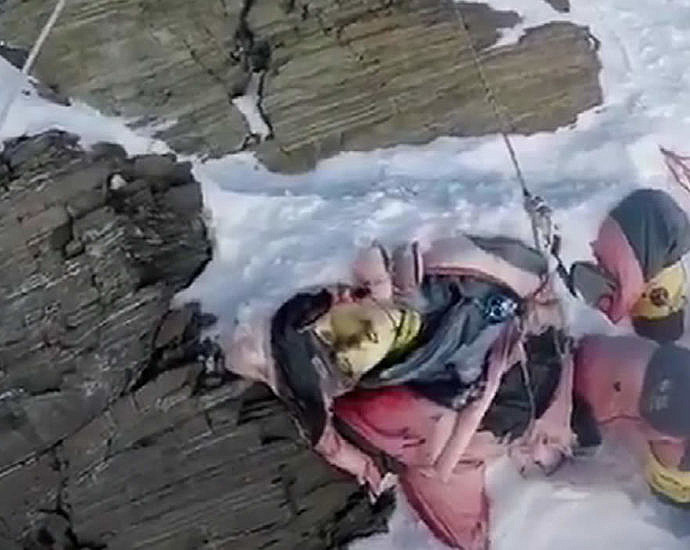 The corpse of a frozen climber