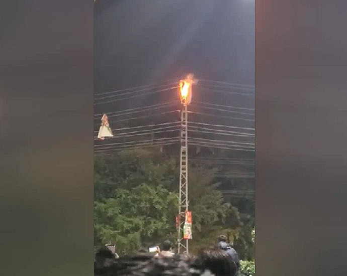 Suicide with electricity