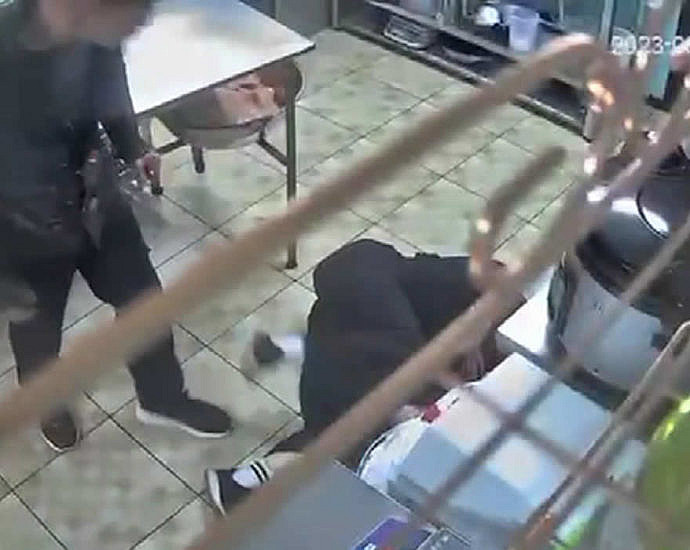 The chef beat the bartender