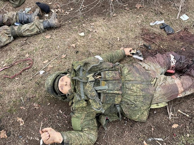 The corpse of a Russian soldier