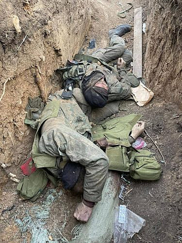 Corpses of Russian soldiers in a trench